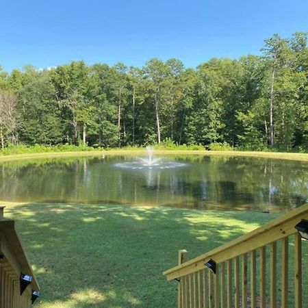 Serene 1Br Cabin Near Nc Z00 With Loft & Waterview Asheboro Bagian luar foto