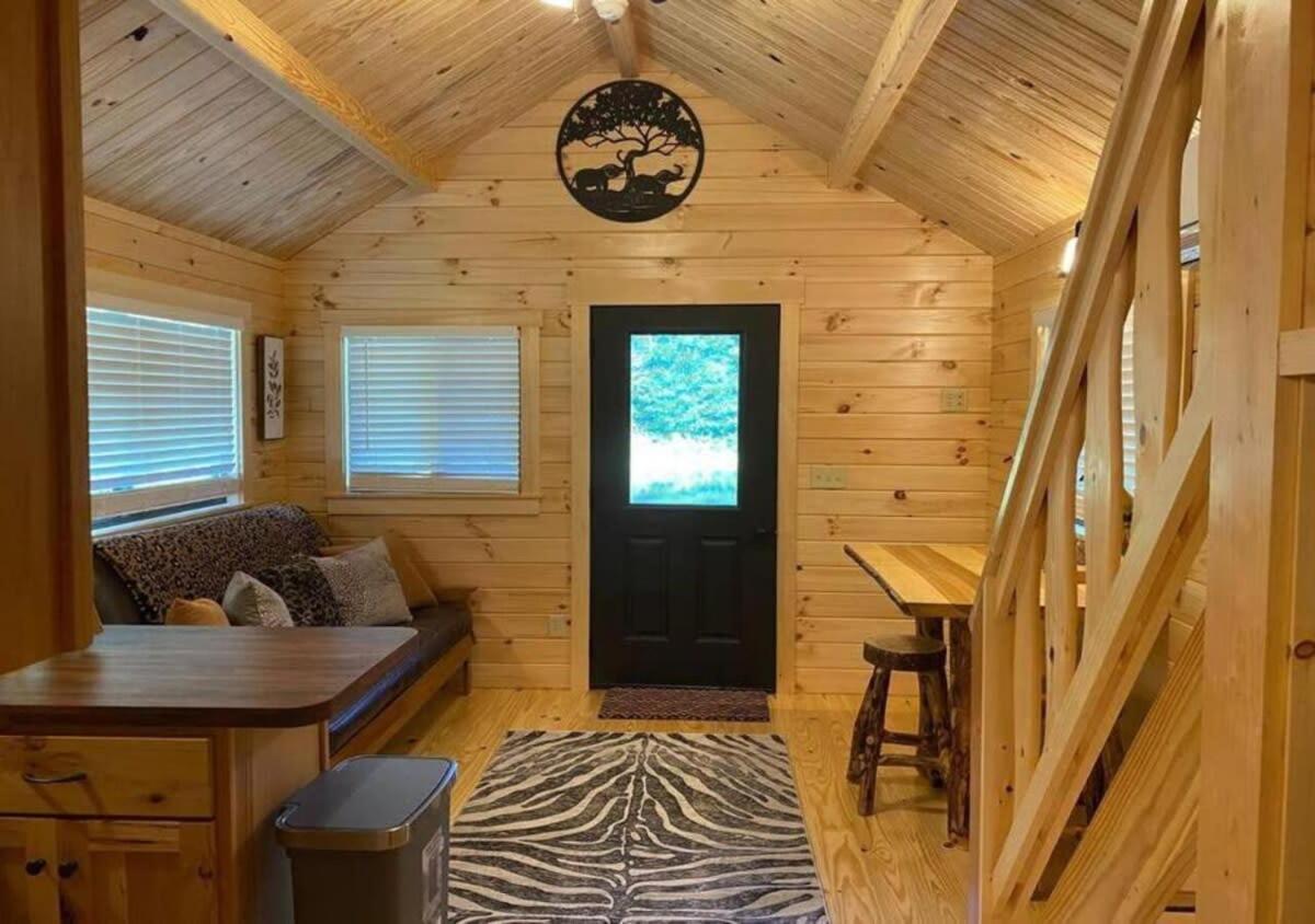 Serene 1Br Cabin Near Nc Z00 With Loft & Waterview Asheboro Bagian luar foto
