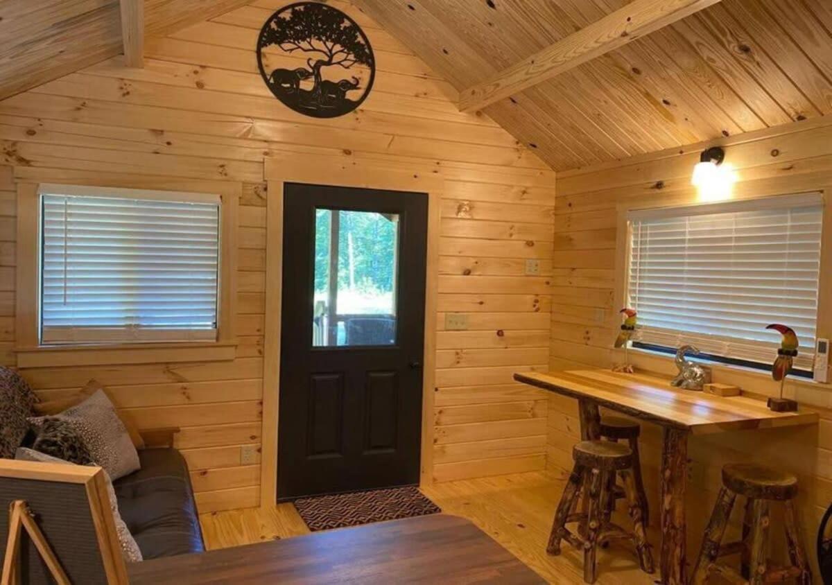 Serene 1Br Cabin Near Nc Z00 With Loft & Waterview Asheboro Bagian luar foto