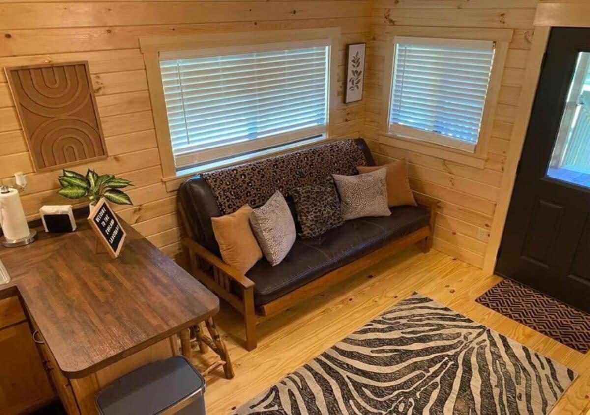 Serene 1Br Cabin Near Nc Z00 With Loft & Waterview Asheboro Bagian luar foto
